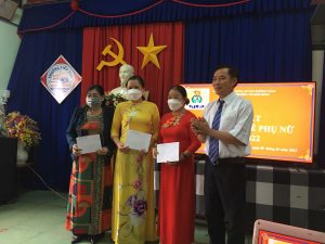 Z3240751774397 E6972a4042110491b7c549d0d1d3bab6