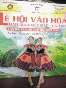 Z5189853693020 3b52eb4165356c8e08528bb2754377b3